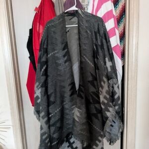 Lane Bryant Gray Geometric Wrap